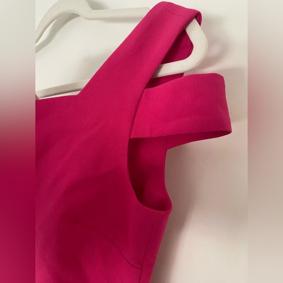 Likely Maxson Asymmetric Cold-Shoulder Evening Gown Fuchsia hot Pink size 2 NWT - Picture 8 of 13